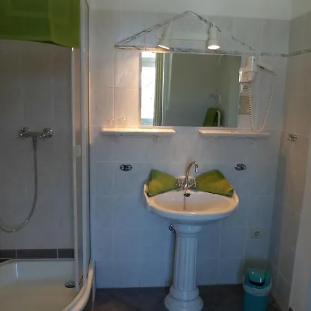 Schloonsee Garni Hotel Seebad Bansin