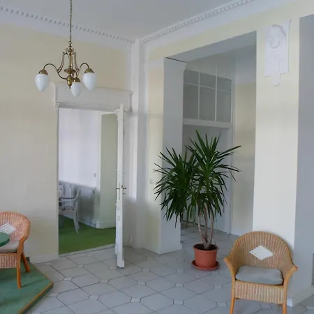 Hotel Schloonsee Garni Seebad Bansin