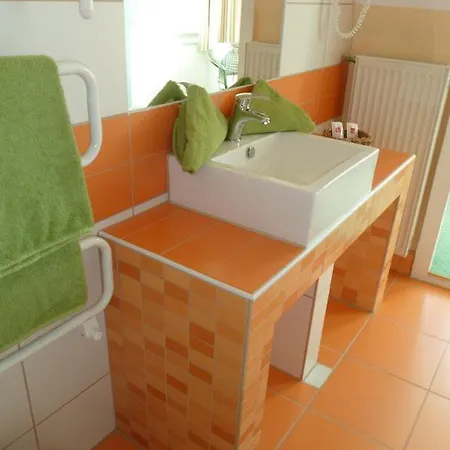 Hotel Schloonsee Garni 3*