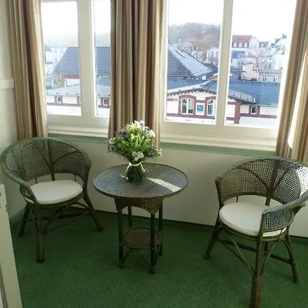 Hotel Schloonsee Garni 3*