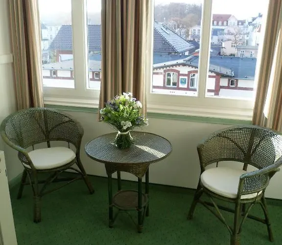 מלון Schloonsee Garni 3*